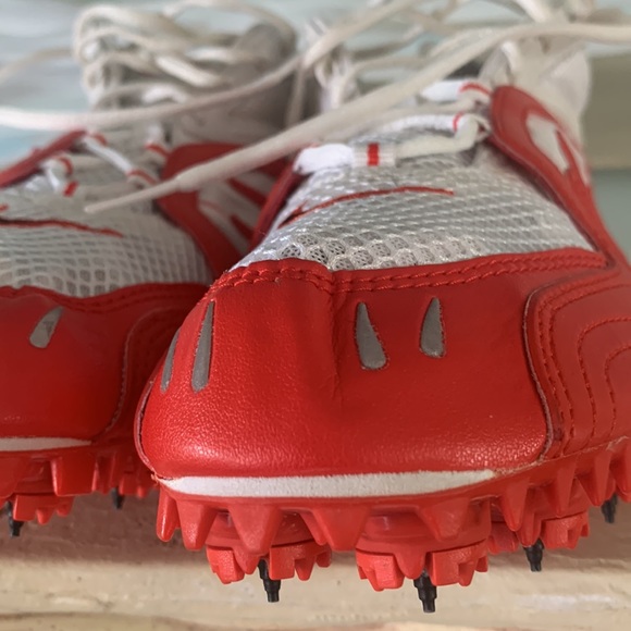 Nike (10.5) - Picture 3 of 16